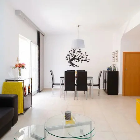 Las Biznagas, Casa Con Barbacoa Y Piscina Comunitaria Appartamento Velez Malaga